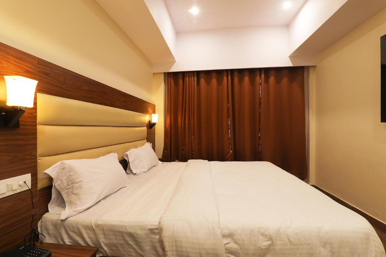 Fabhotel Blueark Лакнау Екстериор снимка