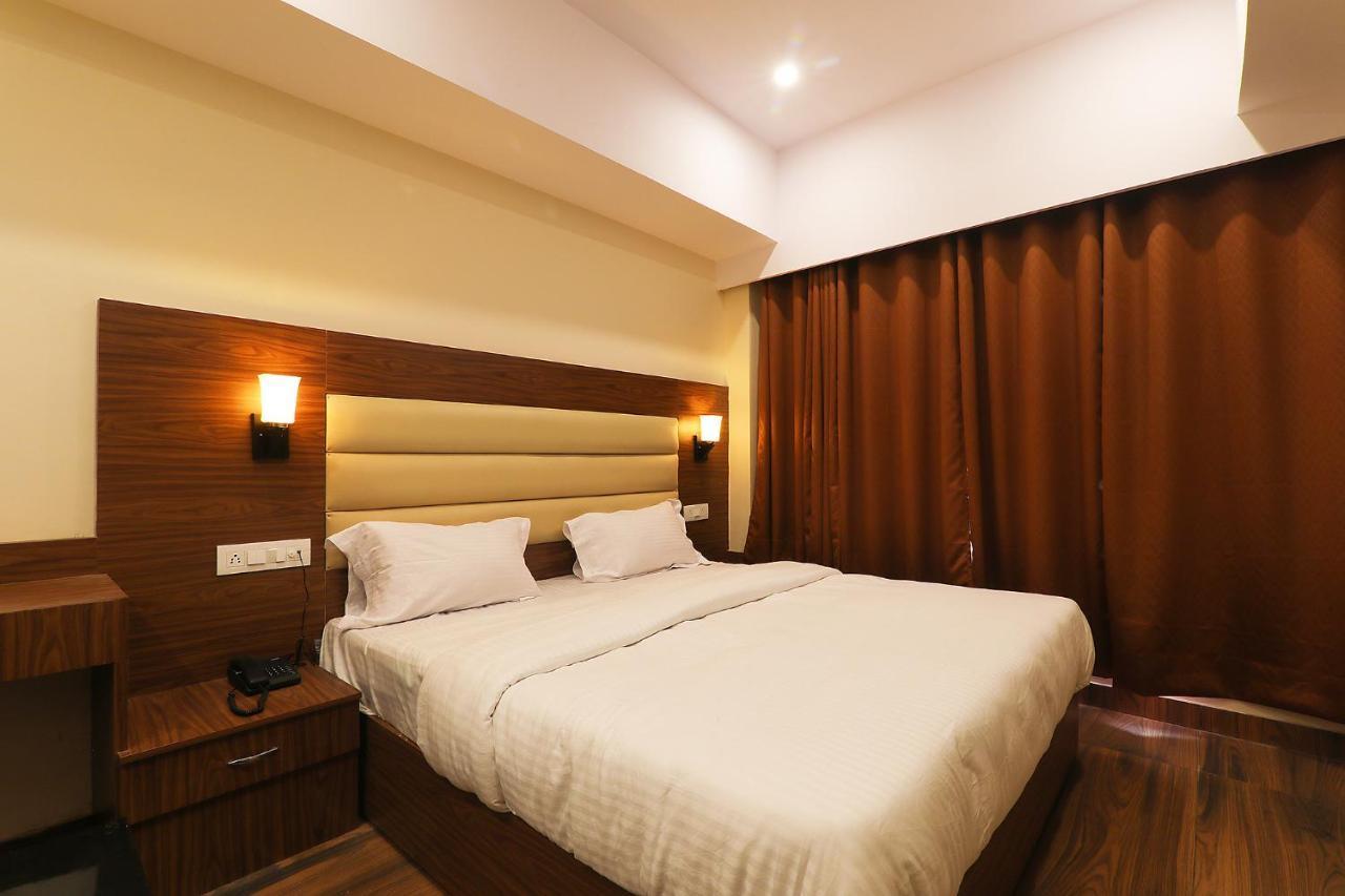 Fabhotel Blueark Лакнау Екстериор снимка